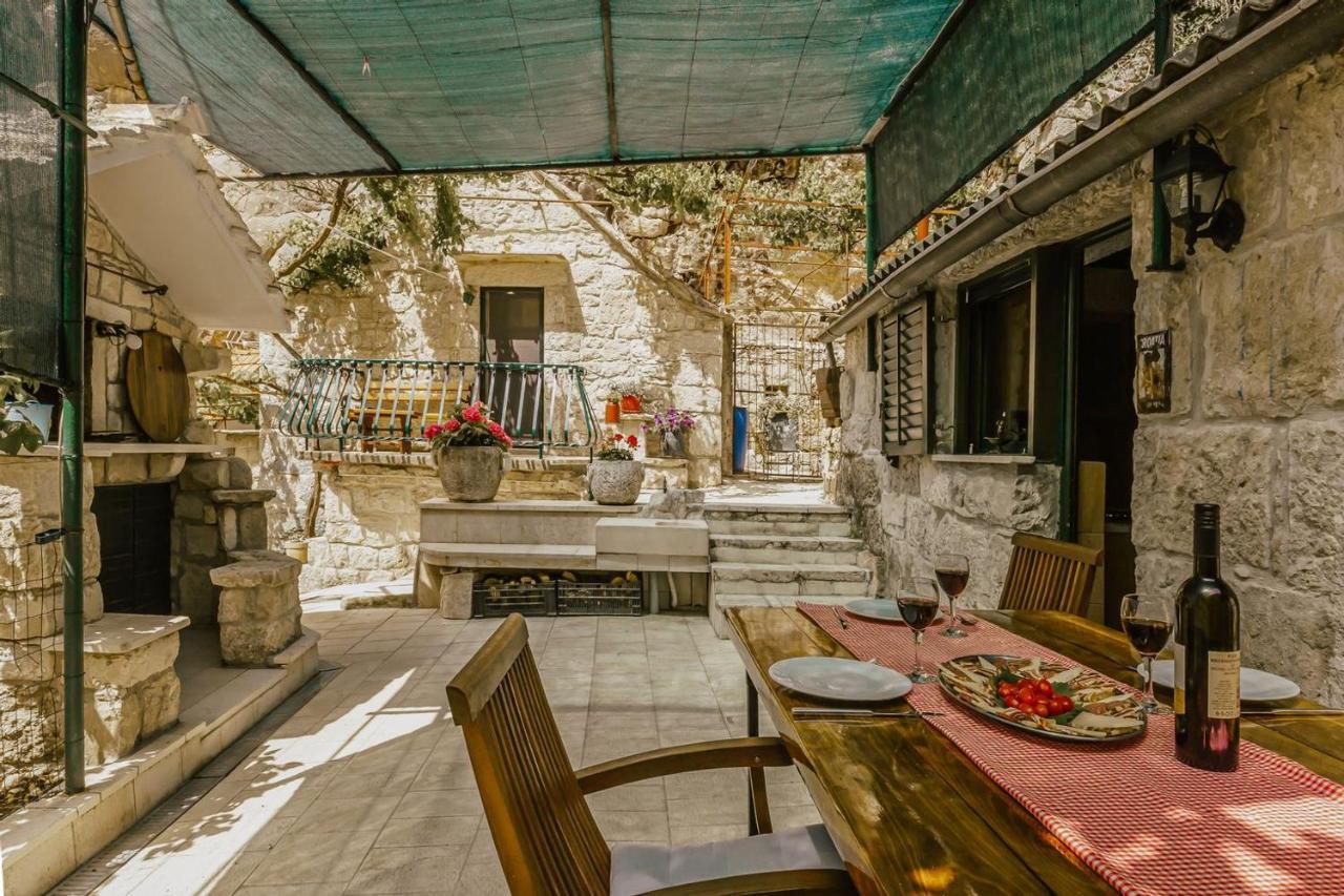 Mini Stone House Villa Omiš Buitenkant foto