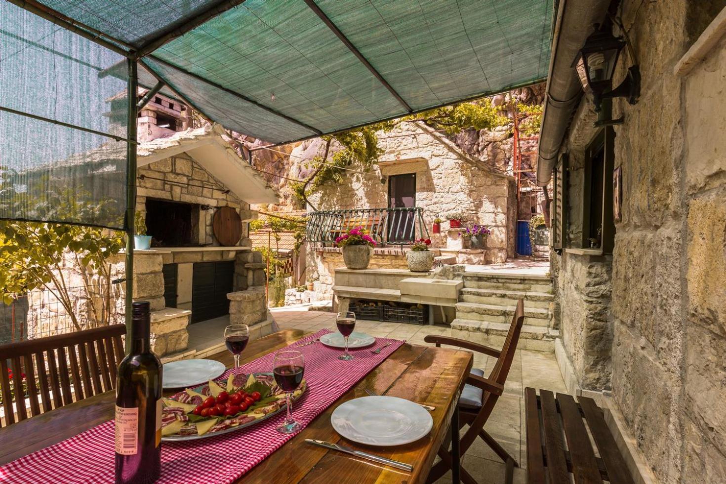 Mini Stone House Villa Omiš Buitenkant foto